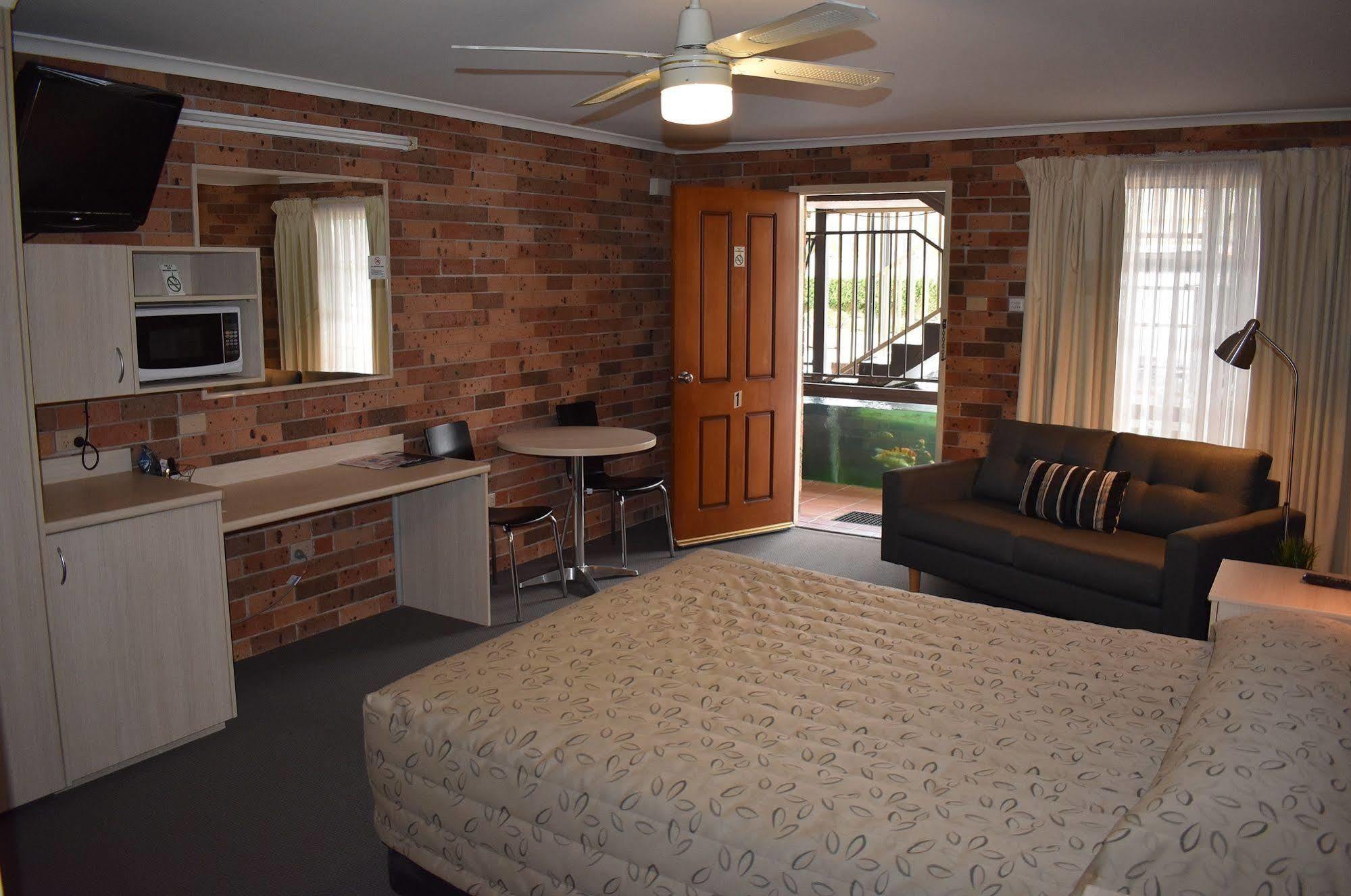 Cardiff Motor Inn Newcastle Bagian luar foto